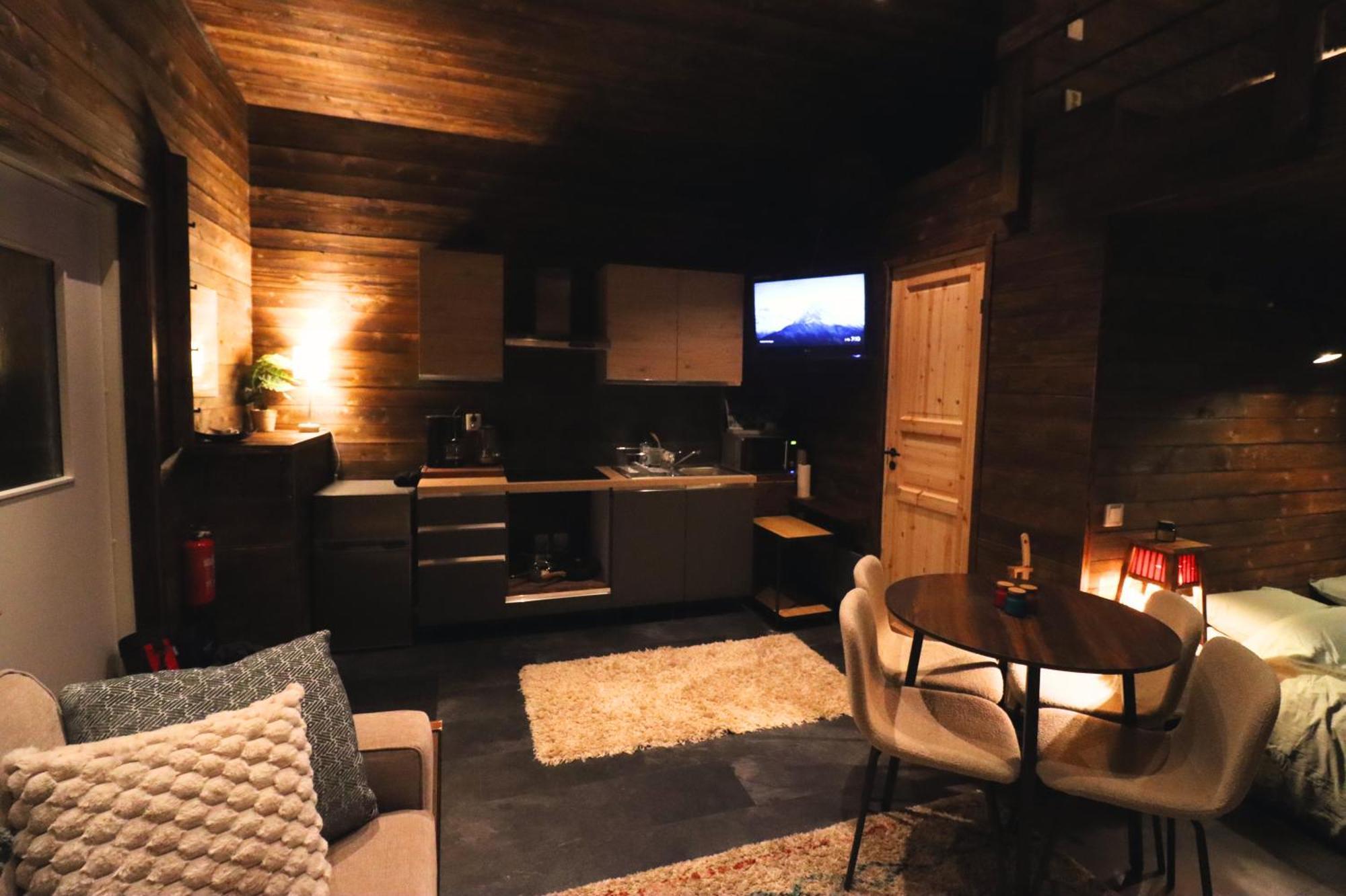 Reindeer River Lights Lodge Kiruna Zewnętrze zdjęcie